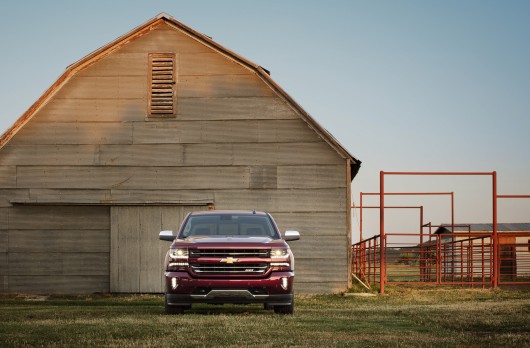 2016 Chevrolet Silverado presented in Texas, 5.3-liter V8 engine with an 8-speed automatic [Photo]