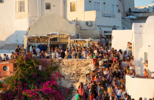 Tourists kill the story: 16 number of places in the world, the originality of which we've lost forever