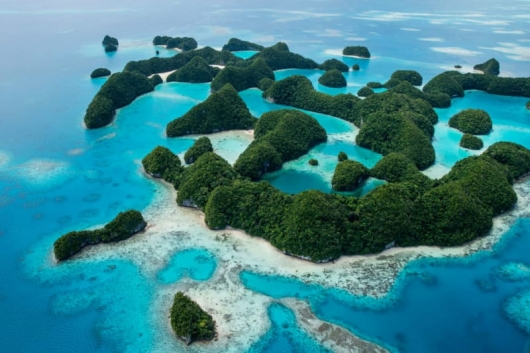 Tourists kill the story: 16 number of places in the world, the originality of which we've lost forever