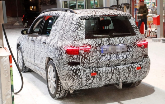 Why the new model 2020 Mercedes-Benz GLB is very far from 