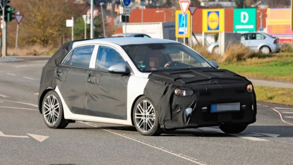 Updated Kia Picanto noticed on tests