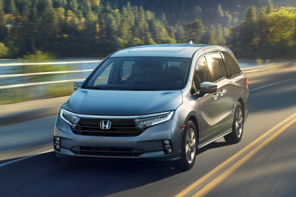 Updated Honda Odyssey minivan will warn about the forgotten passengers