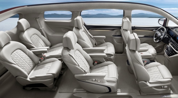 Updated minivan Buick debuted with a six-person cabin (coming even 