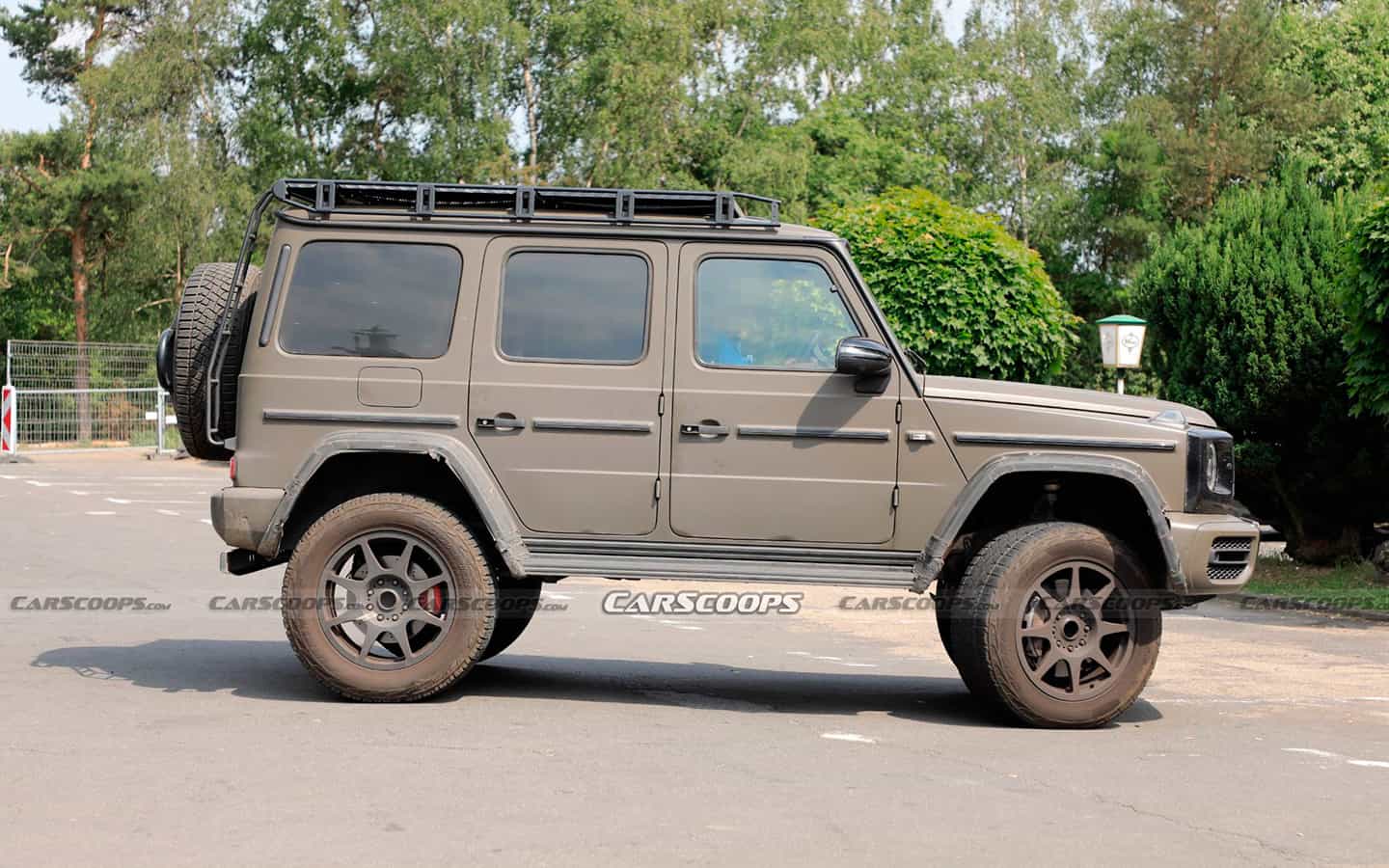 Mercedes brought to the test an extreme G-Class in a military style