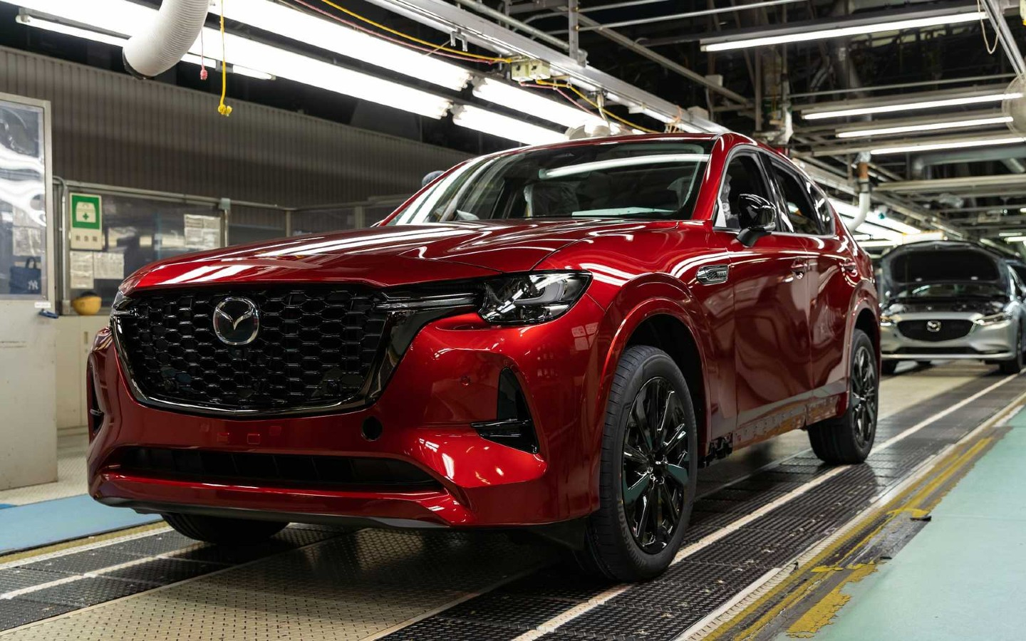 Mazda began serial production of the new crossover CX-60