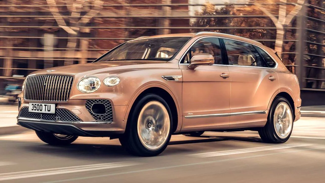 Bentley introduced a new version of the Bentayga crossover with an extended wheelbase