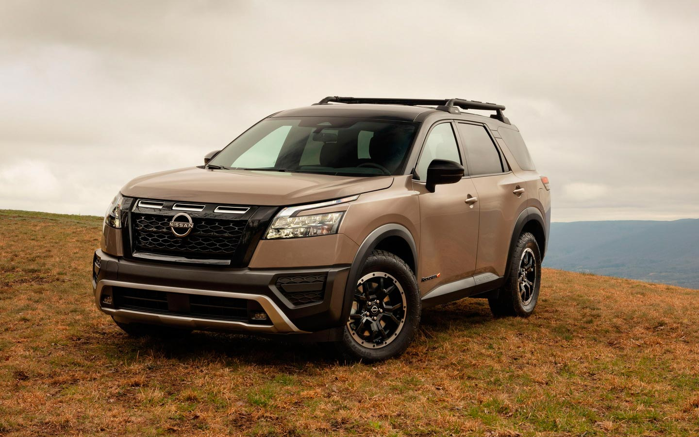 The new Nissan Pathfinder received an off-road version