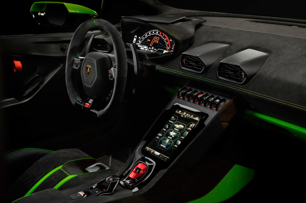 Lamborghini showed a new 640-horsepower supercar Huracan Tecnica