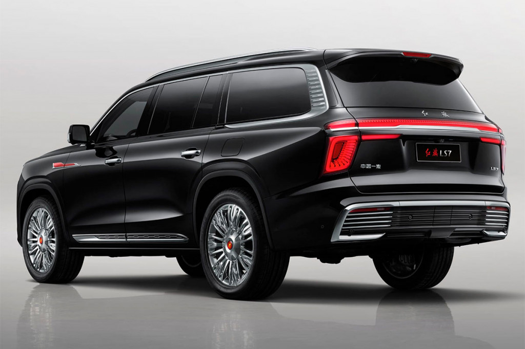 Chinese Hongqi has released a large SUV LS7 for the political elite