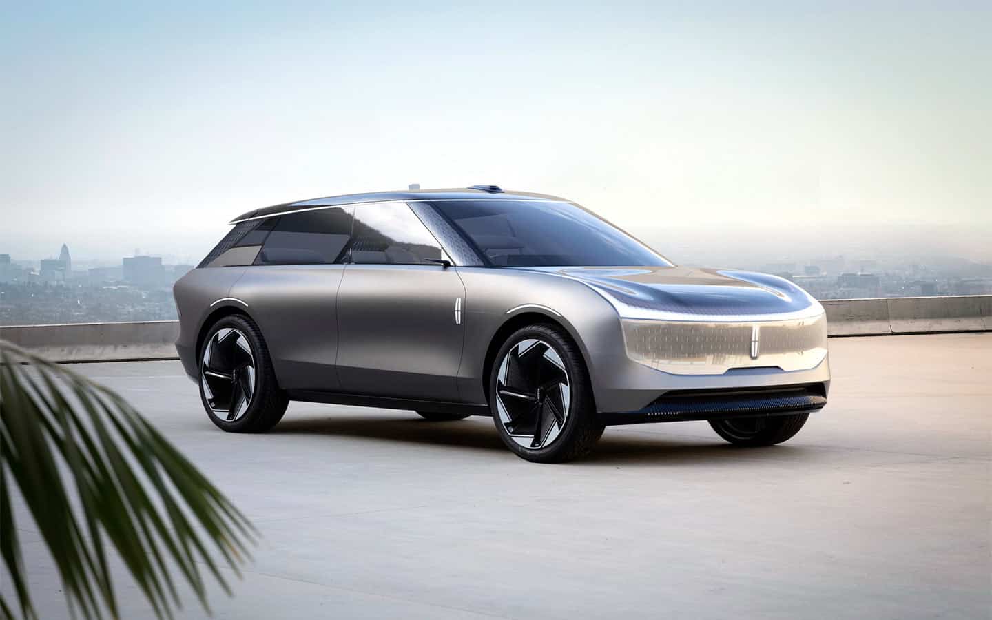 Lincoln showed an unmanned transforming car