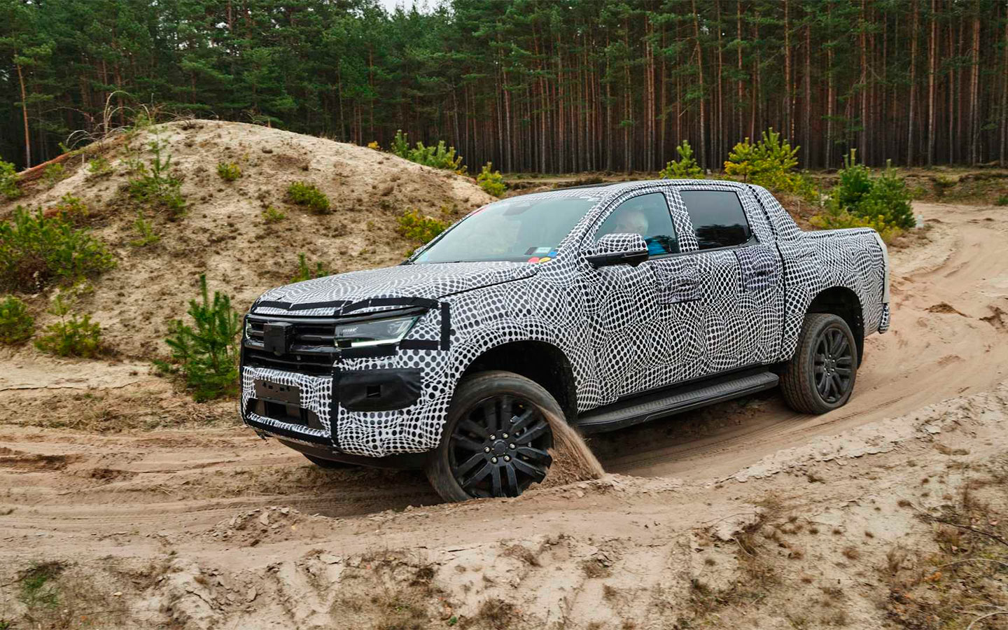 Volkswagen named the characteristics of the new Amarok