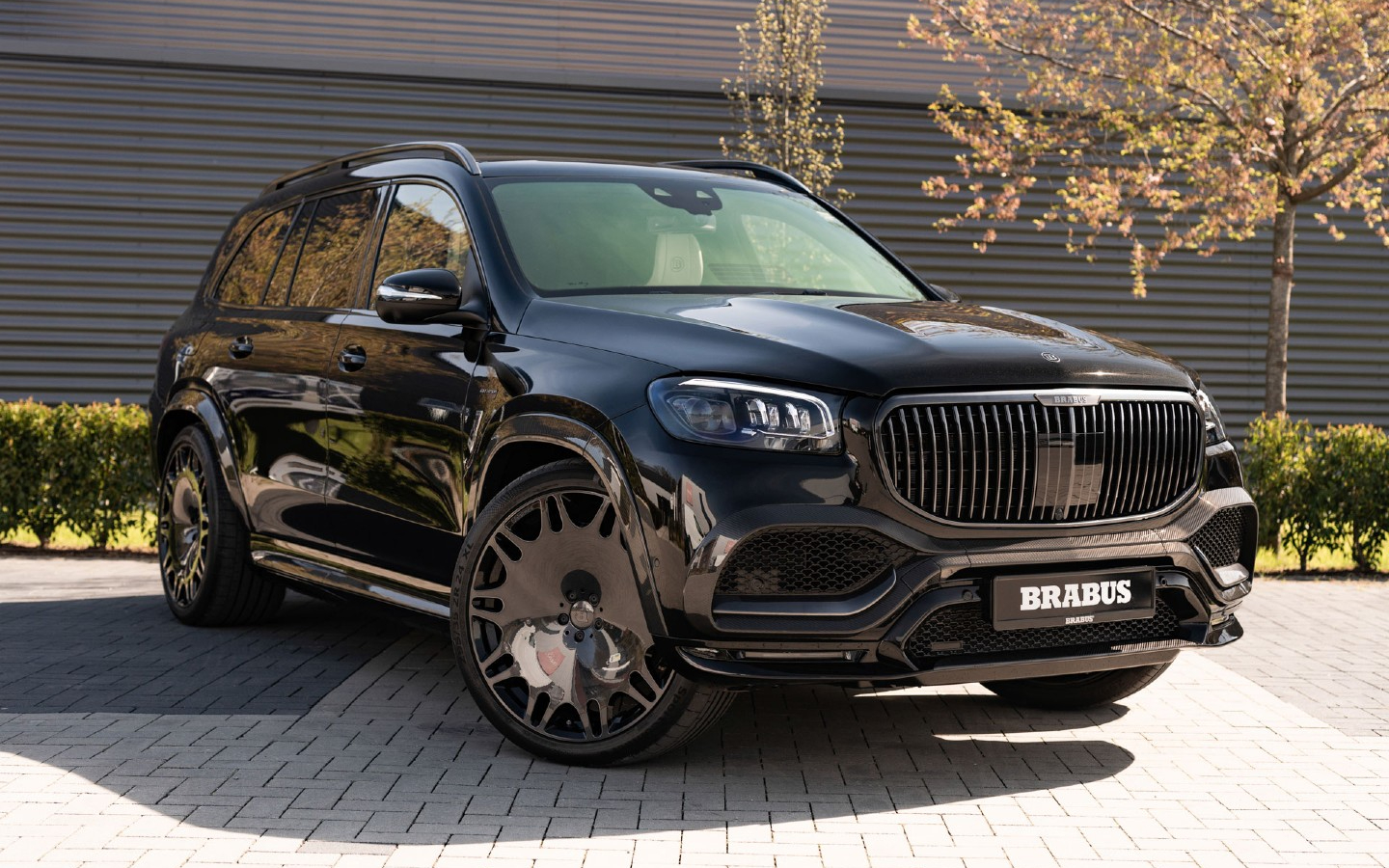 Brabus has released a 900-horsepower version of the crossover Maybach GLS