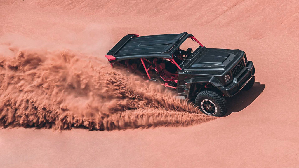Brabus turned the Gelendvagen into a 900-horsepower buggy with a clearance of 53 cm