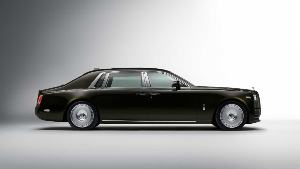 Rolls-Royce Phantom updated with design elements from the 1920s