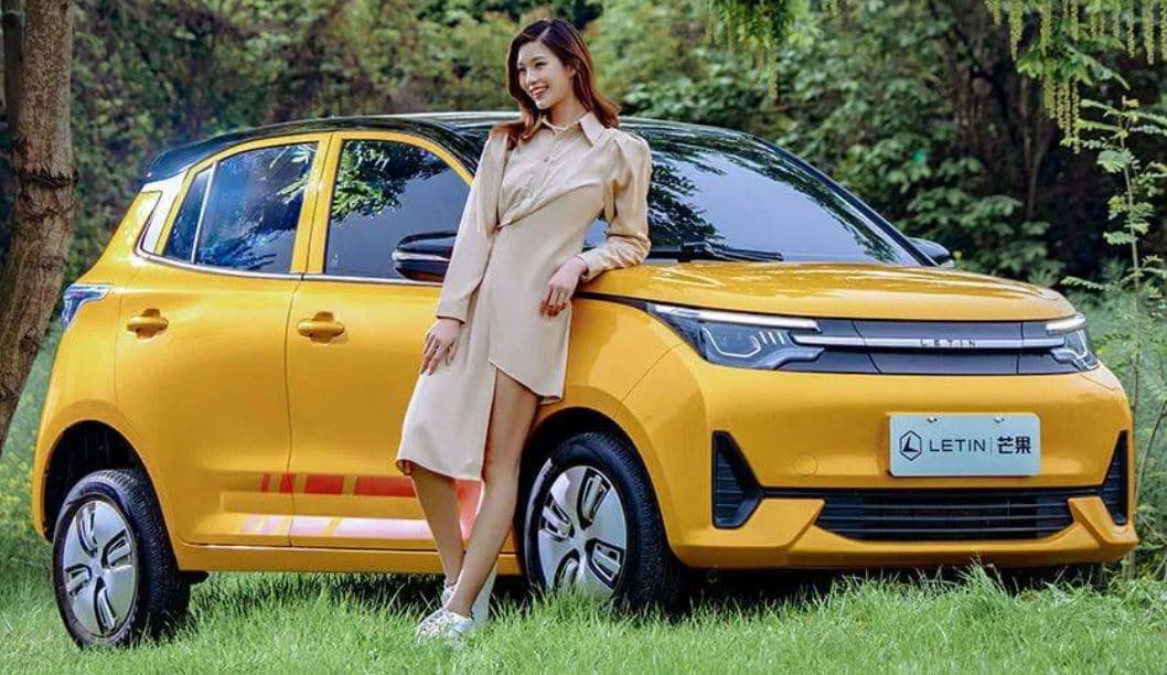 A cheap electric car LETIN MENGO for people with an income of 1,000 yuan was presented in China