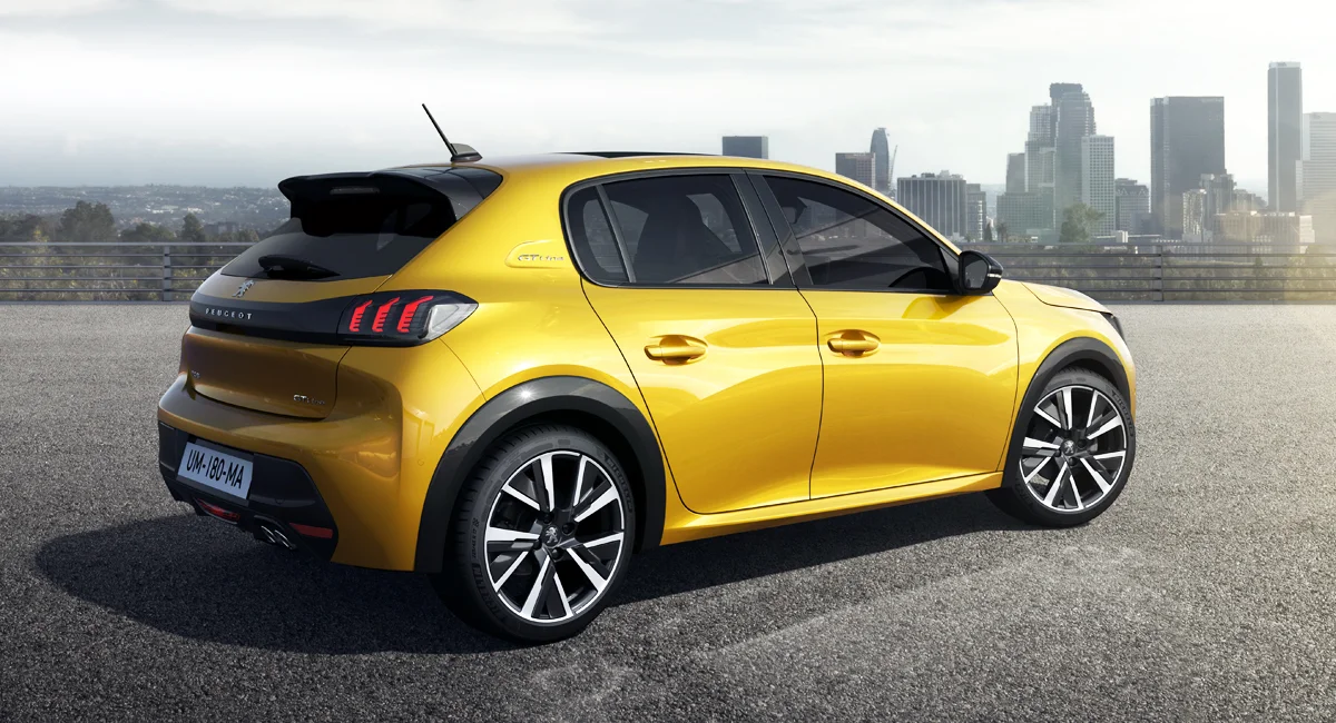 Peugeot 208 hatchback received a gasoline engine from FIAT